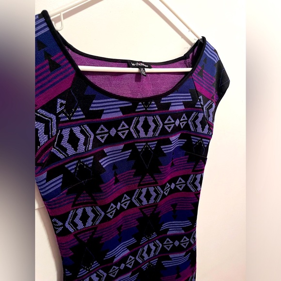 Vibrant Women’s Dress with Aztec Print - Picture 3 of 4